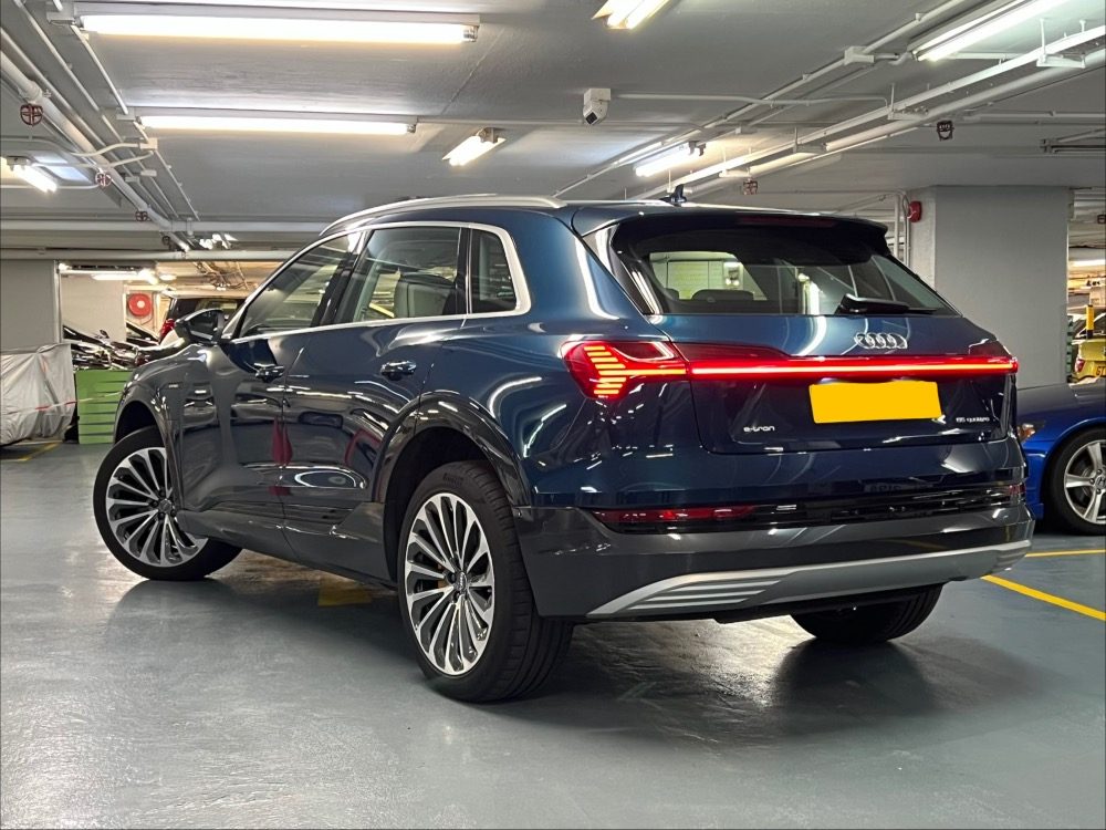 2020 奧迪 E-Tron 車輛相片 2
