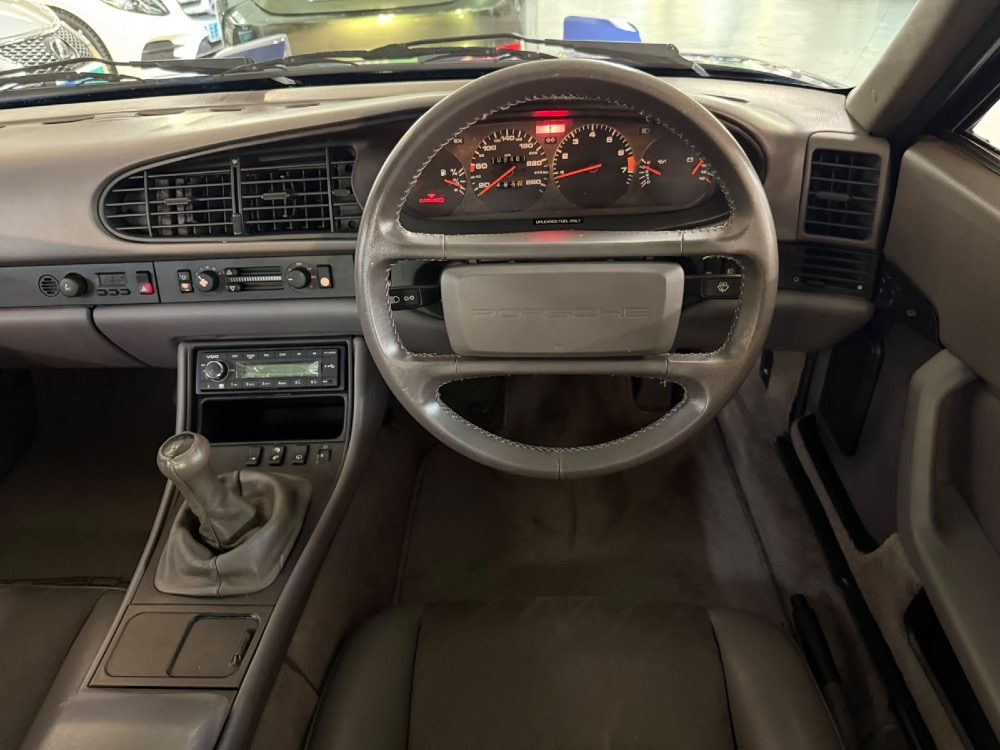 2015 保時捷 944 車輛相片 3